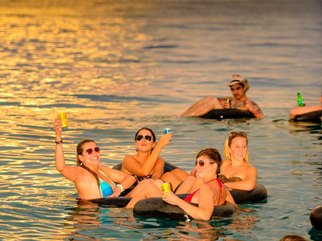 Mantaray Island Resort Нануя-Балаву-Айленд Экстерьер фото